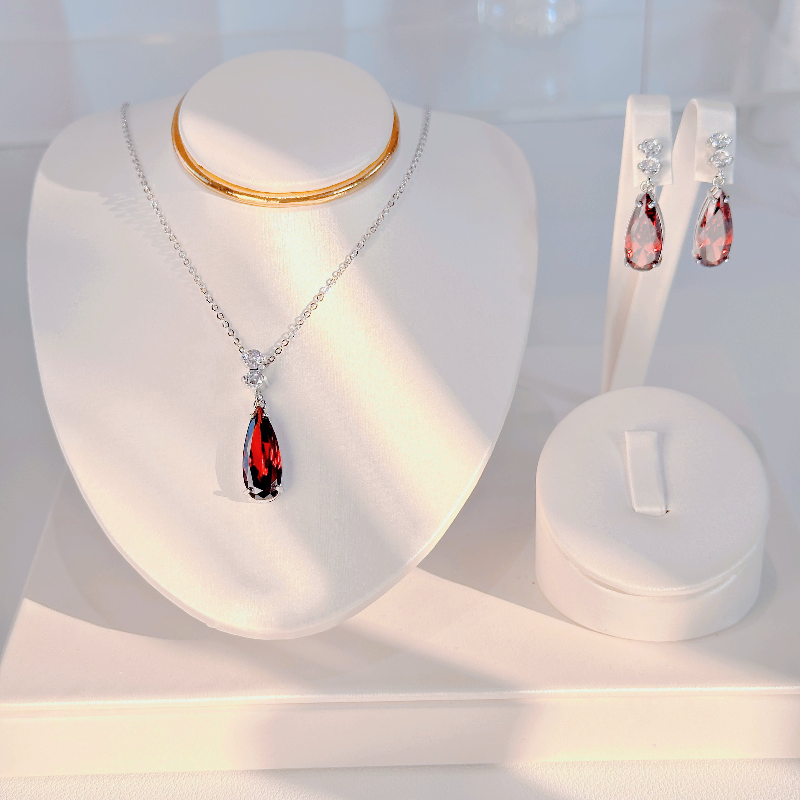 Red Teardrop Necklace - Minimalist Waterdrop Pendant with Sparkling Ruby Stones | Dainty Everyday Jewelry