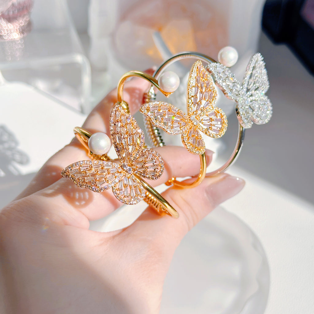 Luxury Pearl Butterfly Bracelet | Exquisite Gemstone & Pearl Design | Gold/Silver