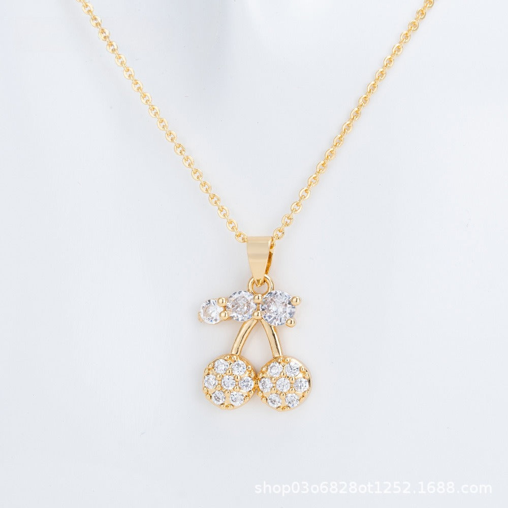 Paperclip Three‑Stone Necklace – 10 Minimalist Designs