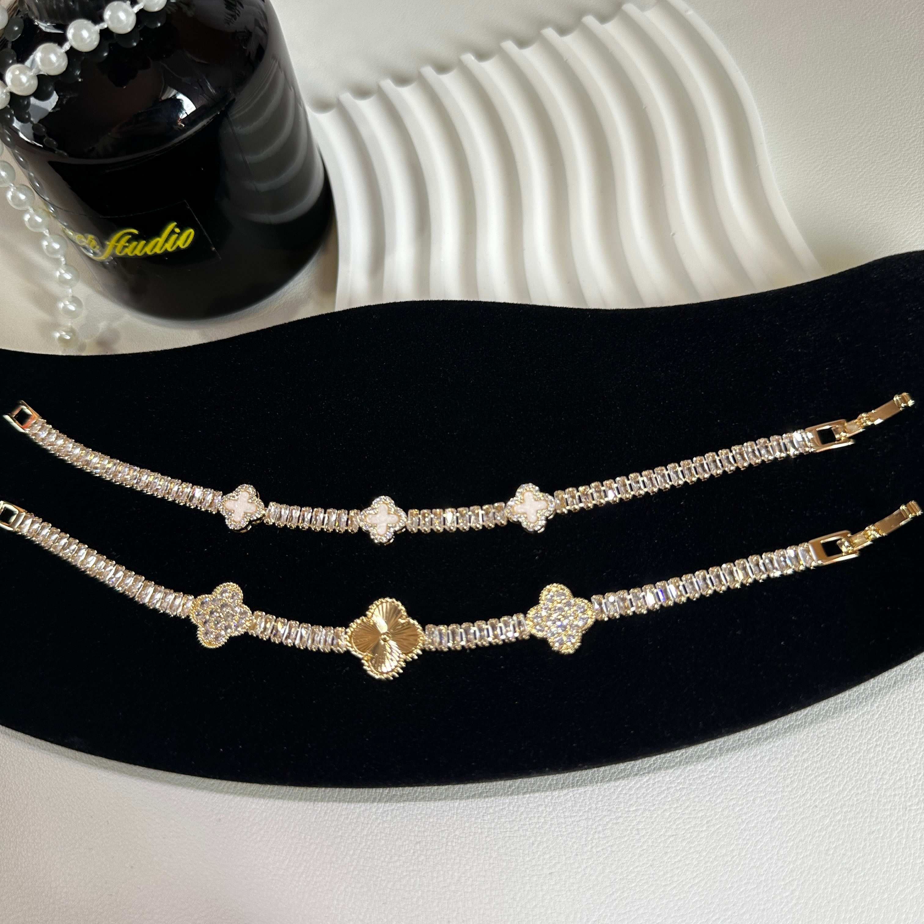 Gold Clover Bracelet - 18.5cm Four Leaf Clover Zirconia Bracelet | Luck & Protection Jewelry - Pale Luna Jewelry