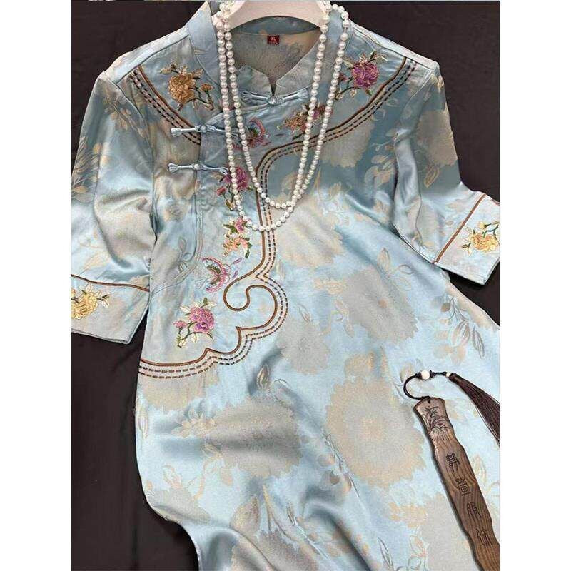 Silk-Blend Cheongsam Mini Dress – Slant Front, Floral Embroidery