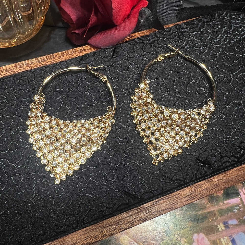 Pale Luna Frost & Glitter: Edgy Sequin Statement Earrings in 18K Gold & Silver