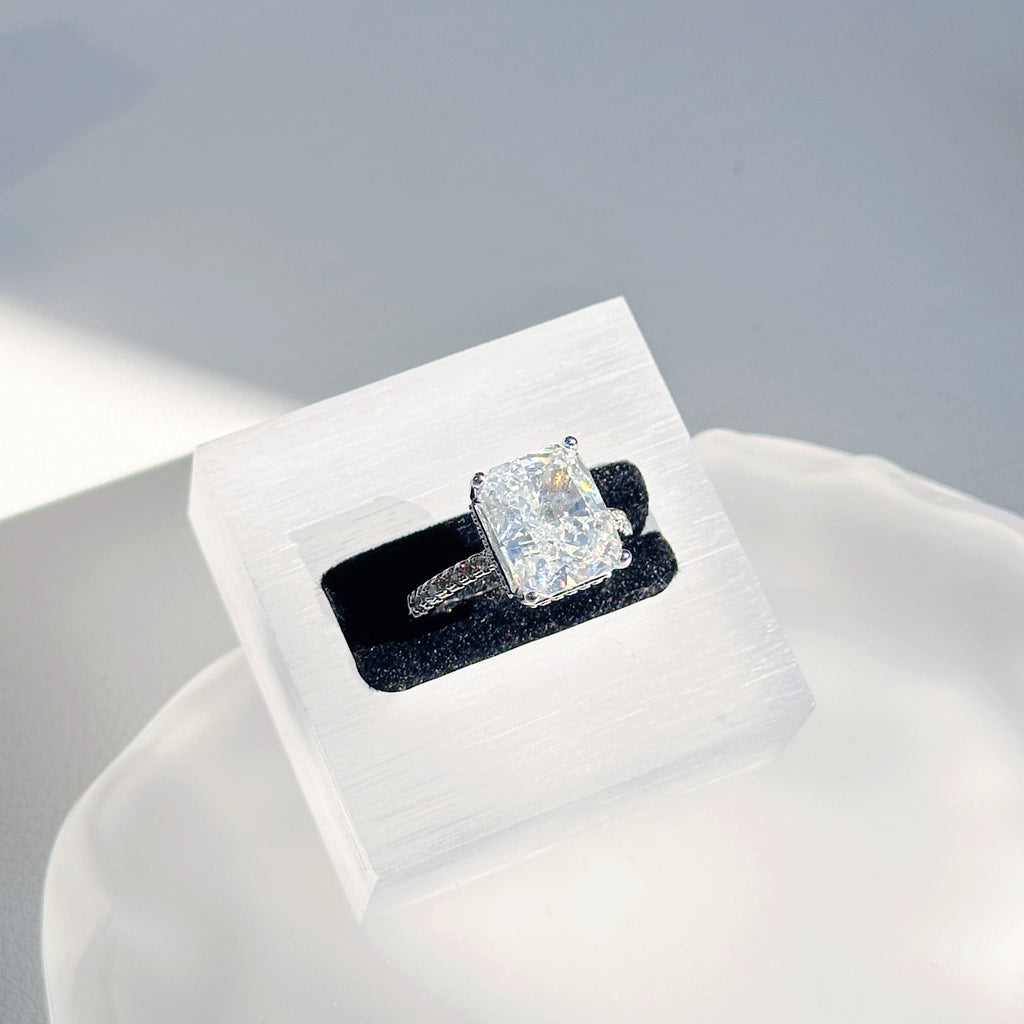 Square Ice-Cut Ring – G-White High Carbon Diamond | Adjustable Open Band