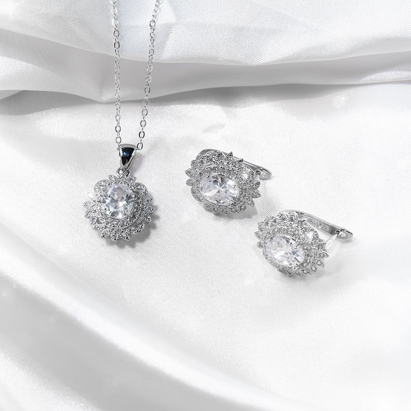The Eternal Sunflower Duo Set – Necklace & Earrings for Bride & Bridesmaids | Silver/Gold with White/Purple Zirconia