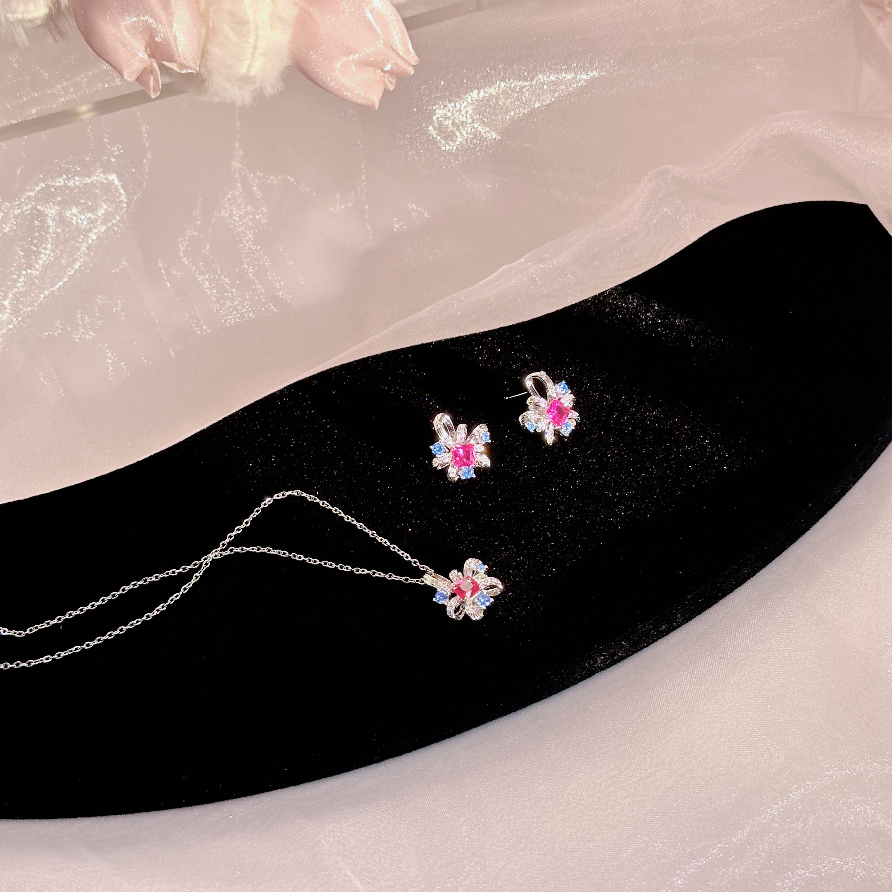 Fashion Luxury Pigeon Blood Red Corundum Flower Jewelry Set | Necklace & Earrings