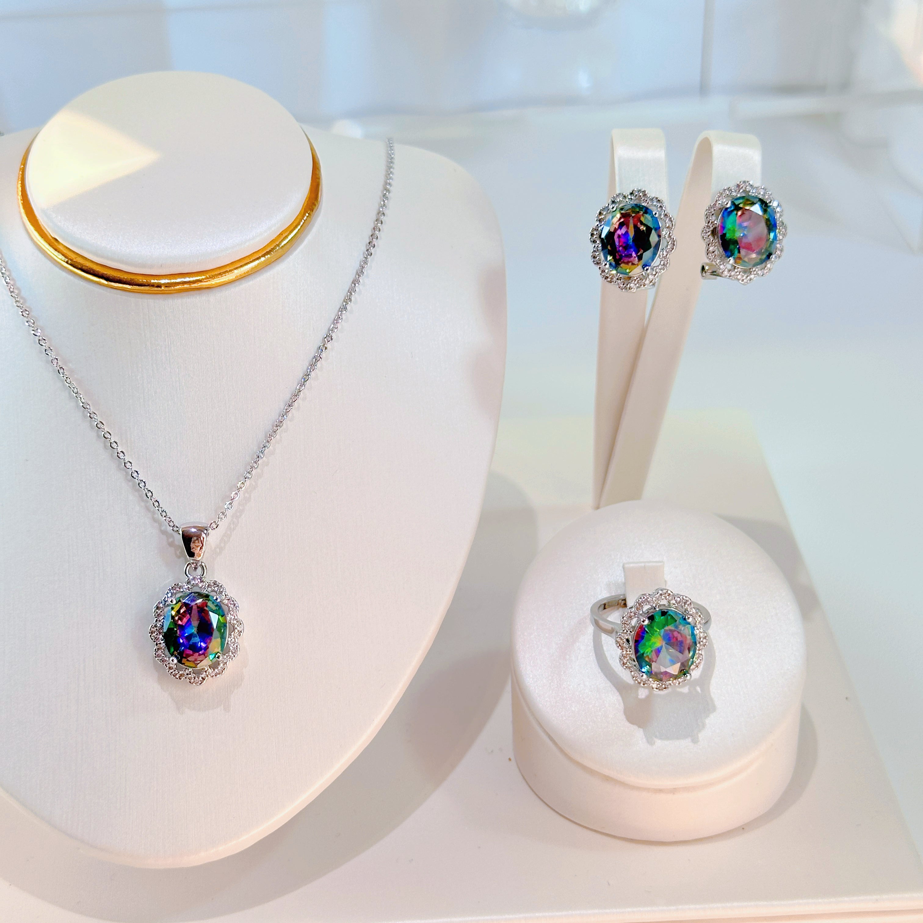 3-Piece Minimalist Jewelry Set - Dainty Gold Necklace, Earrings & Ring Gift Boxed