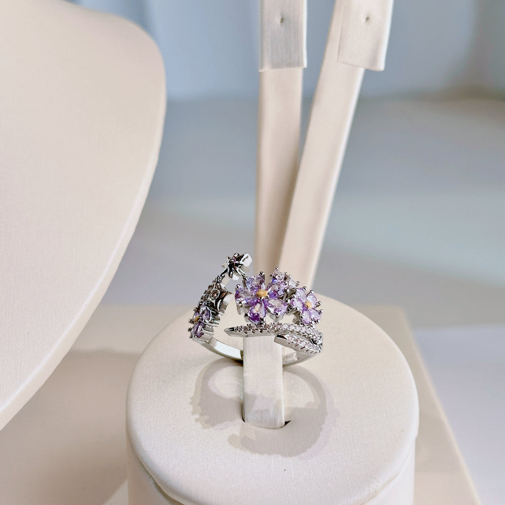 【Love and Deep Space】 Shen Xinghui's Aster Flower Ring - Celestial Bloom with Cubic Zirconia - Pale Luna Jewelry