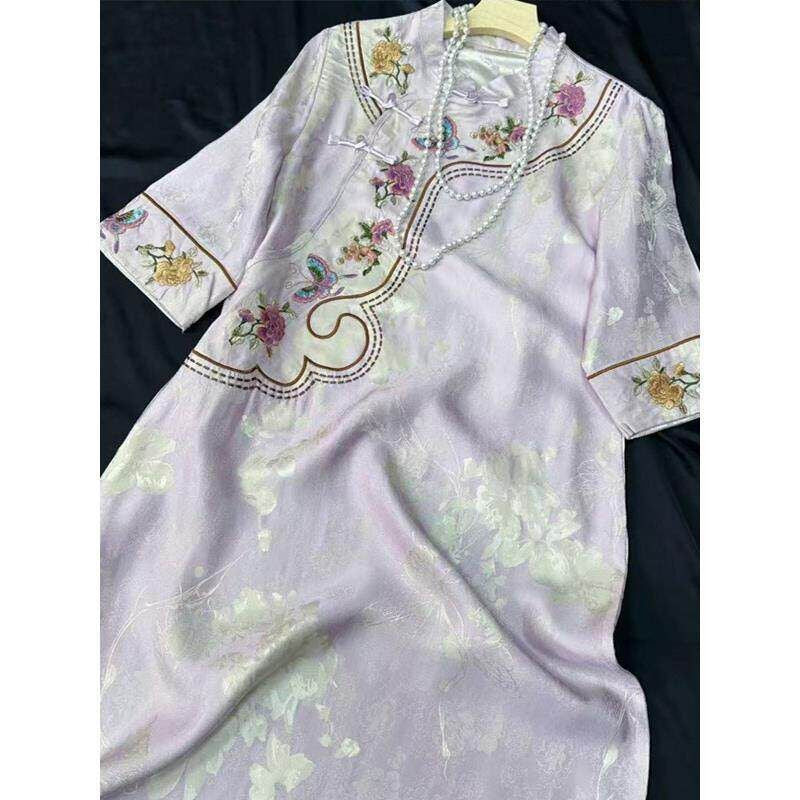 Silk-Blend Cheongsam Mini Dress – Slant Front, Floral Embroidery