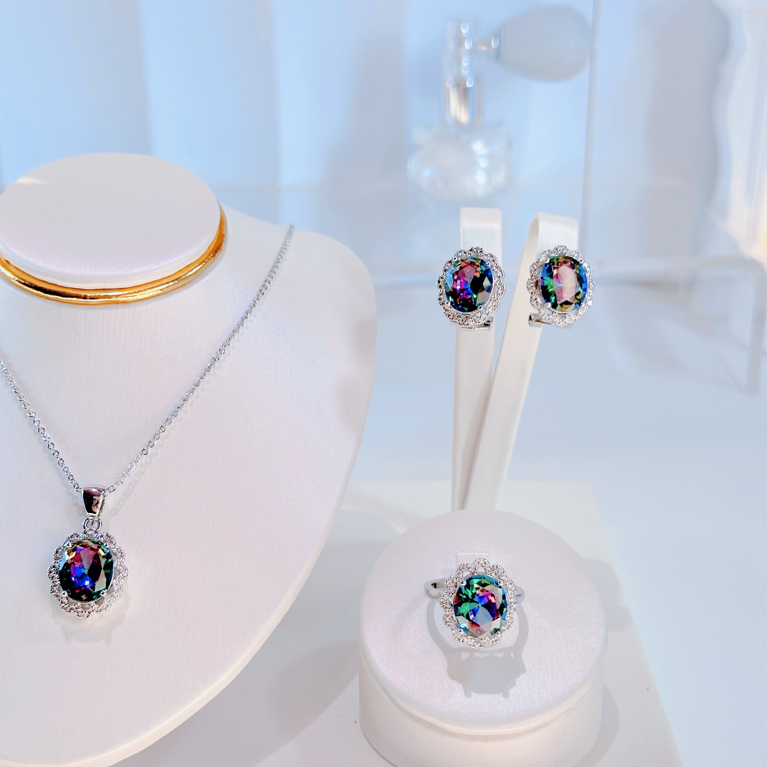 3-Piece Minimalist Jewelry Set - Dainty Gold Necklace, Earrings & Ring Gift Boxed