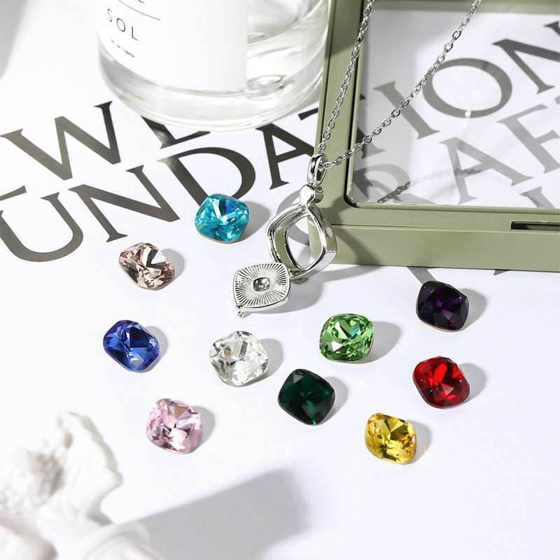 The Modular Muse Necklace – Customizable Jewelry with 10 Interchangeable Zirconia Stones in Square & Heart Shapes | Gold or White Gold Chain