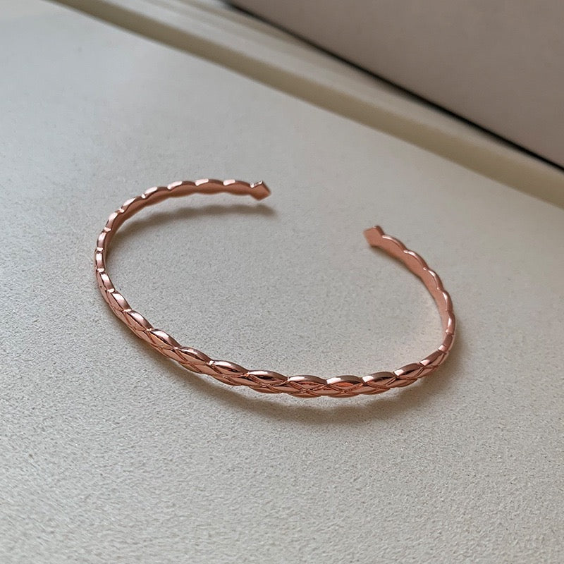 Classic Quilted Open Cuff Bracelet – Lightweight Luxury in 3 Colors