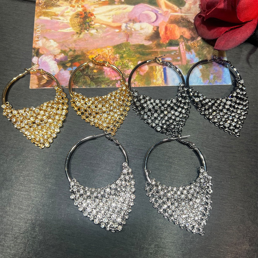 Pale Luna Frost & Glitter: Edgy Sequin Statement Earrings in 18K Gold & Silver