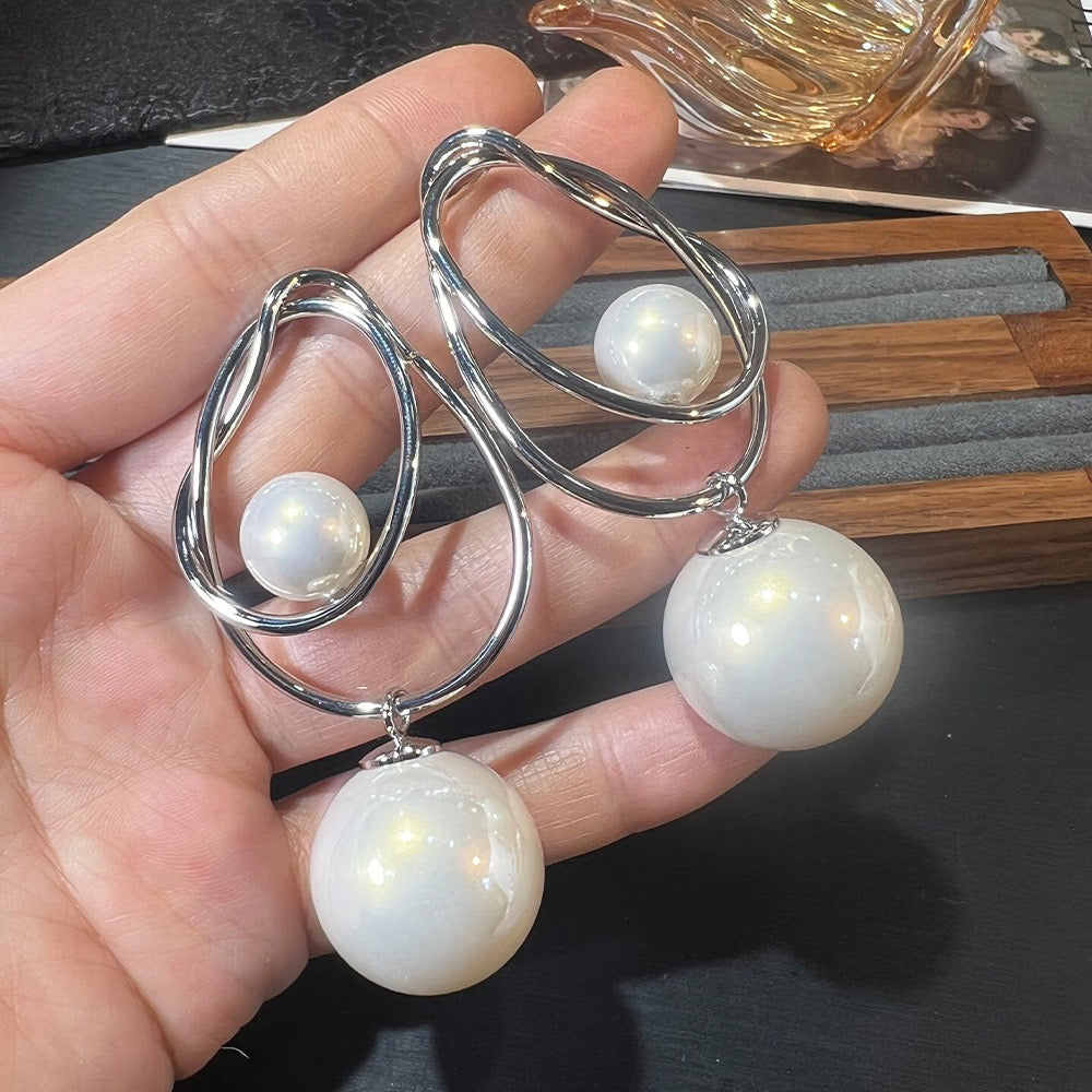 Pale Luna Entwined Pearl: French Vintage Orb & Twist Earrings