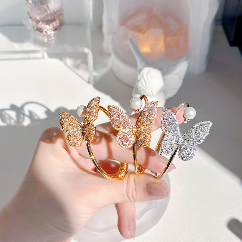 Luxury Pearl Butterfly Bracelet | Exquisite Gemstone & Pearl Design | Gold/Silver