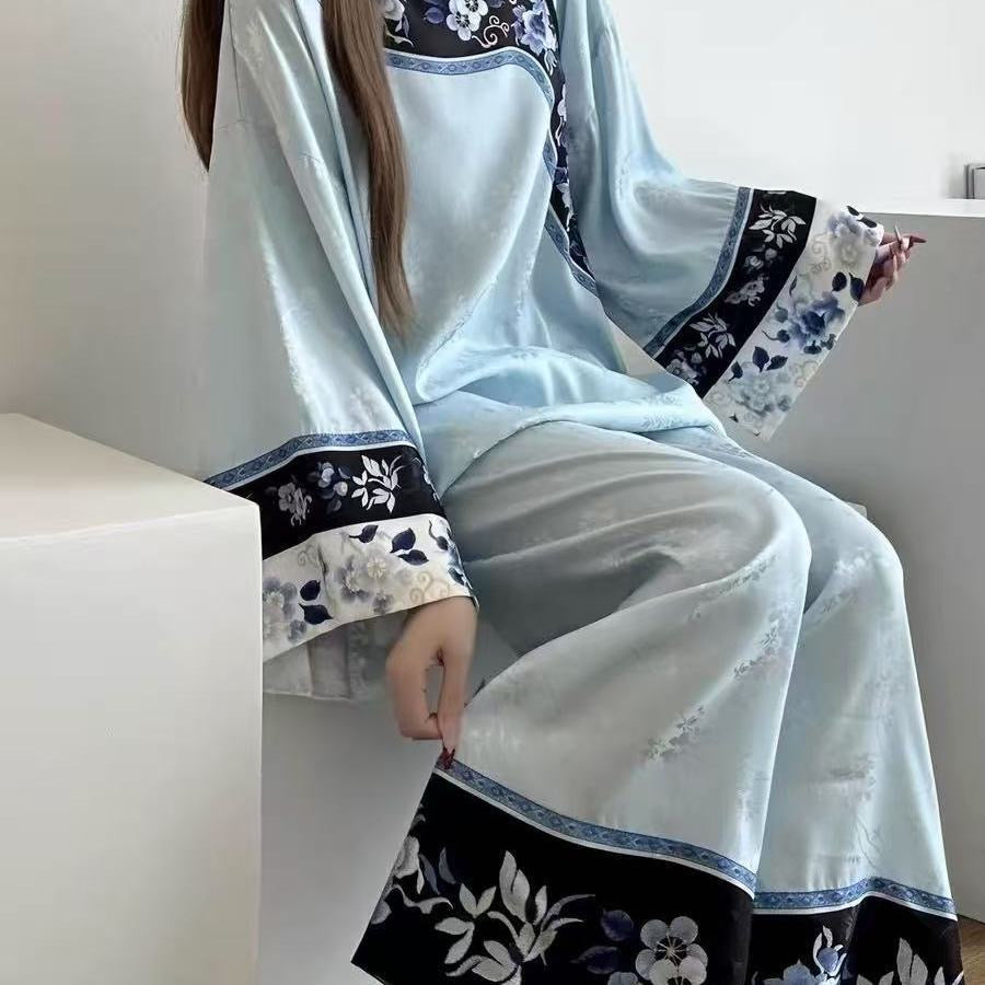 Qing Dynasty Princess Pajama Set – Vintage Court Floral Jacquard, Long-Sleeve