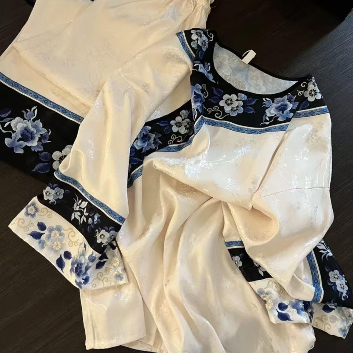 Qing Dynasty Princess Pajama Set – Vintage Court Floral Jacquard, Long-Sleeve