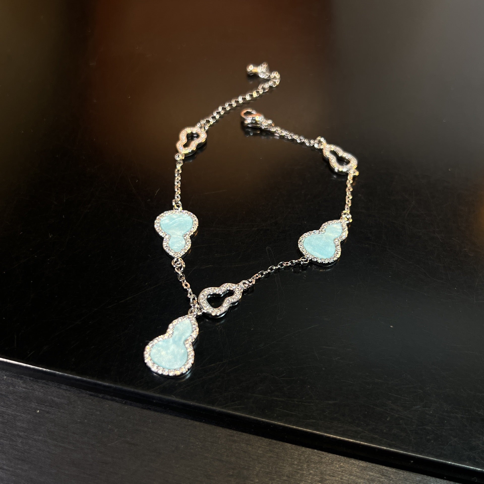 Heart’s Desire Bracelet – Adjustable Pink/Blue Zirconia Love Charm | Everyday Elegance