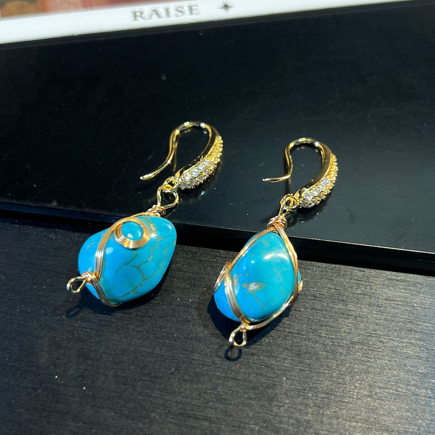 Baroque Opulence – Natural Turquoise & Pearl Jewelry Collection