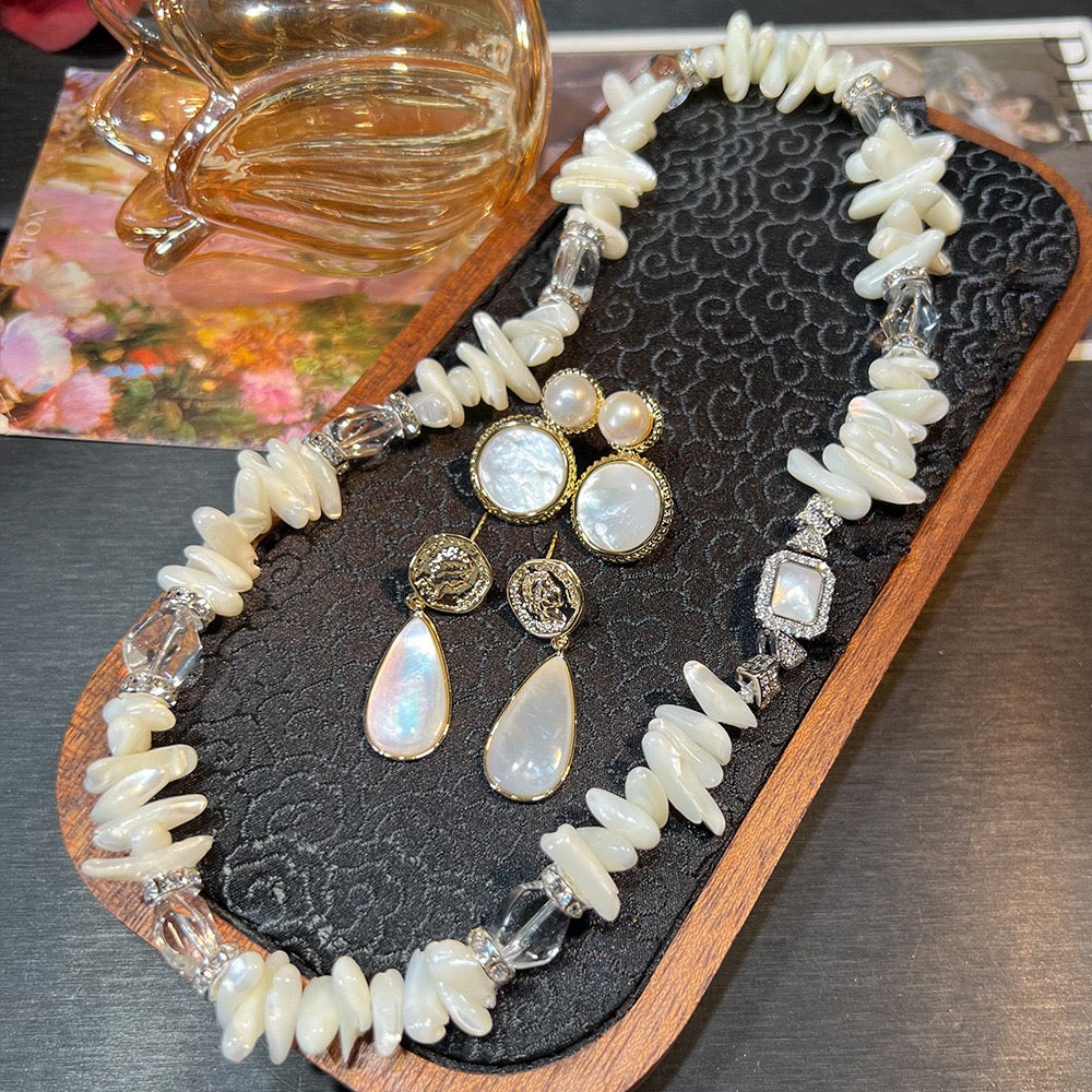French Summer Set – Minimalist Pearl & Crystal Jewelry