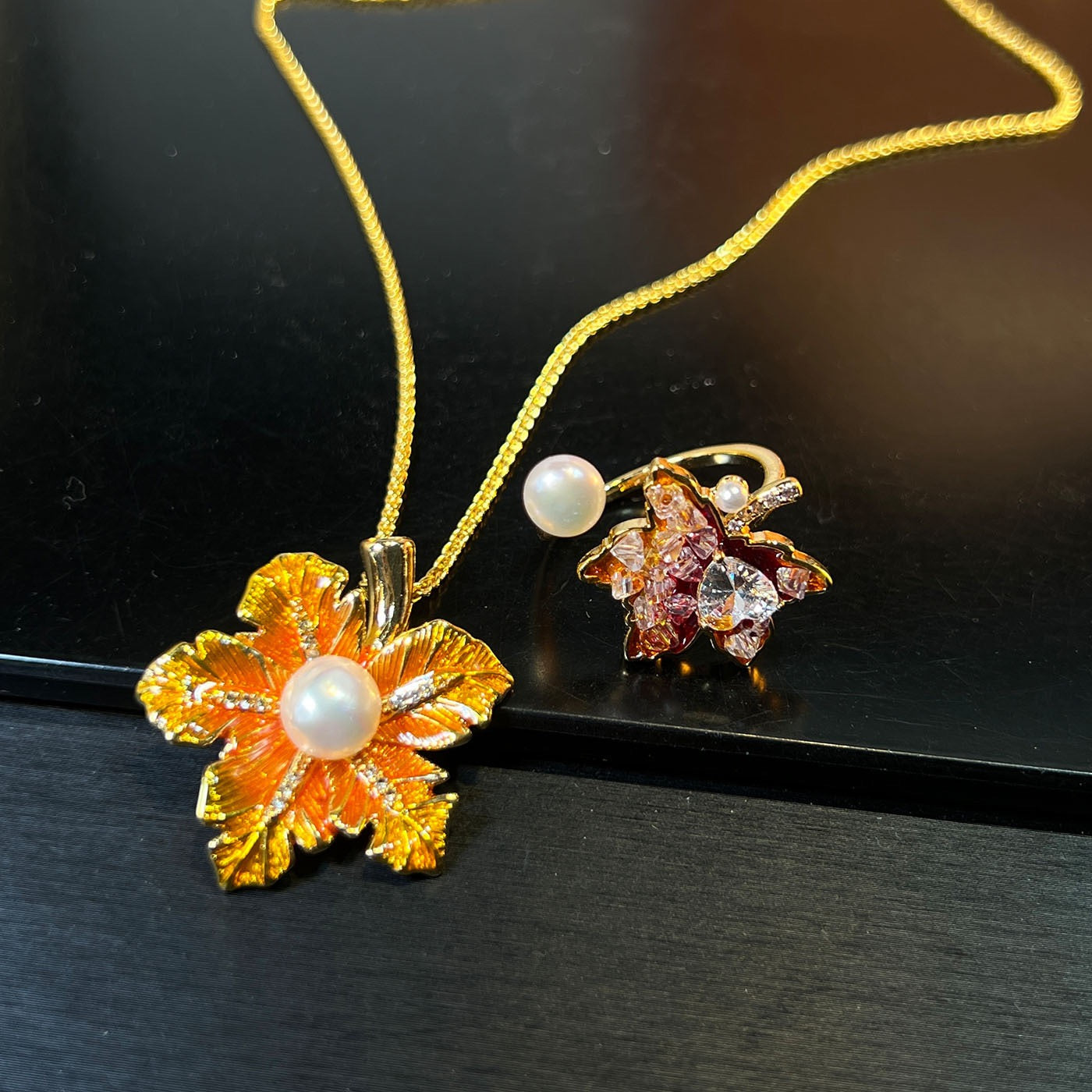 Ginkgo Blessing Duo – Adjustable Crystal Necklace & Pearl Open Ring Set