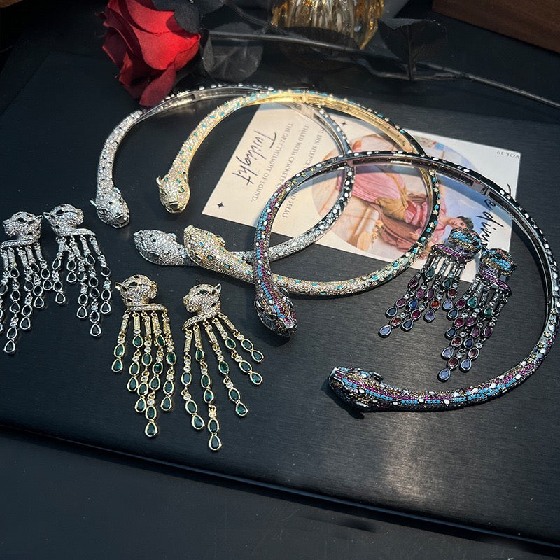 Gilded Leopard Duo – Gold/Silver/Multi-Color Jewelry Set