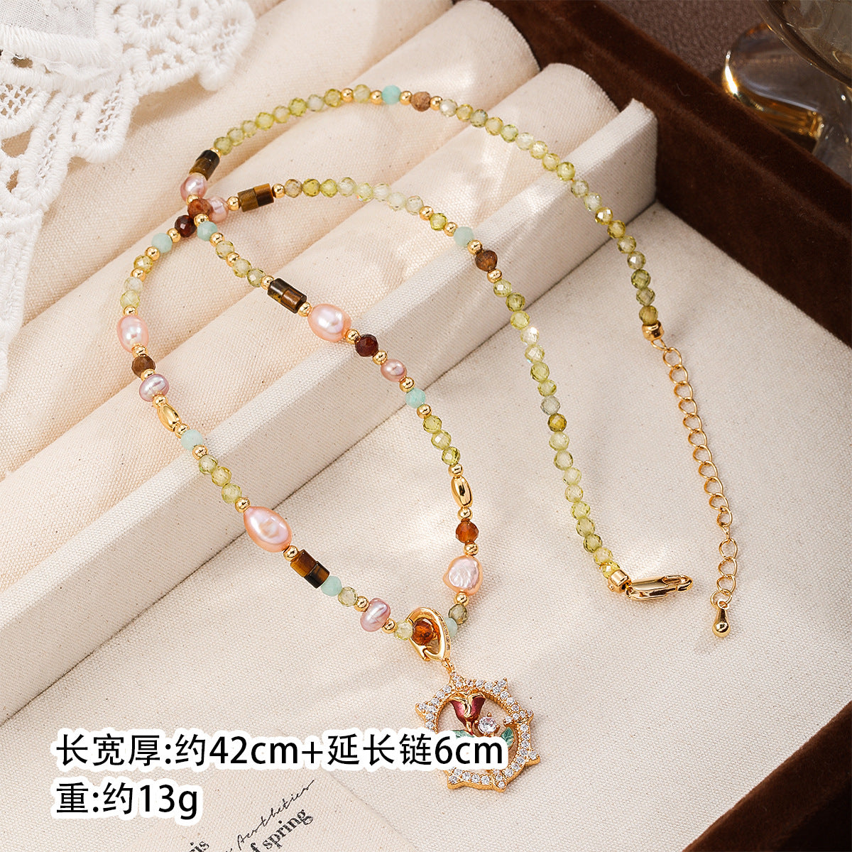 Romantic Vintage Rose Jewelry Set – Pearl Necklace & Earrings for Elegant Women