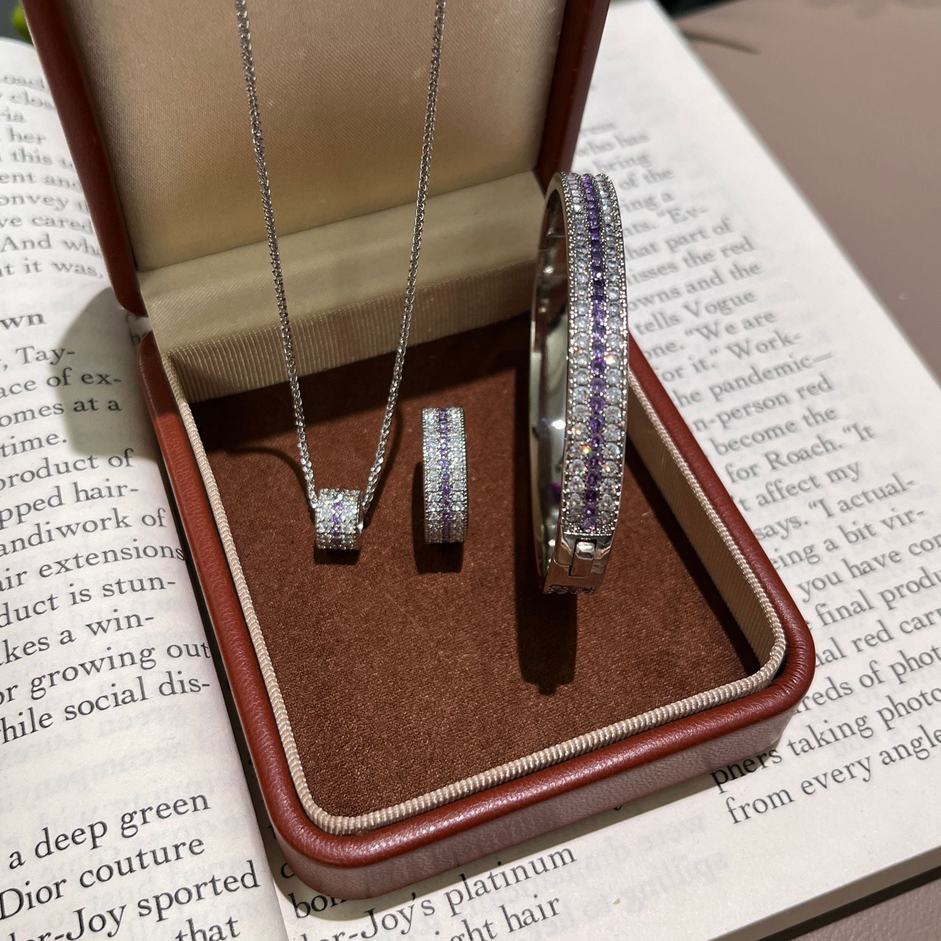 Full Pavé Zirconia 3-Piece Set – Vintage Style Necklace, Ring & Bangle in Purple Tone