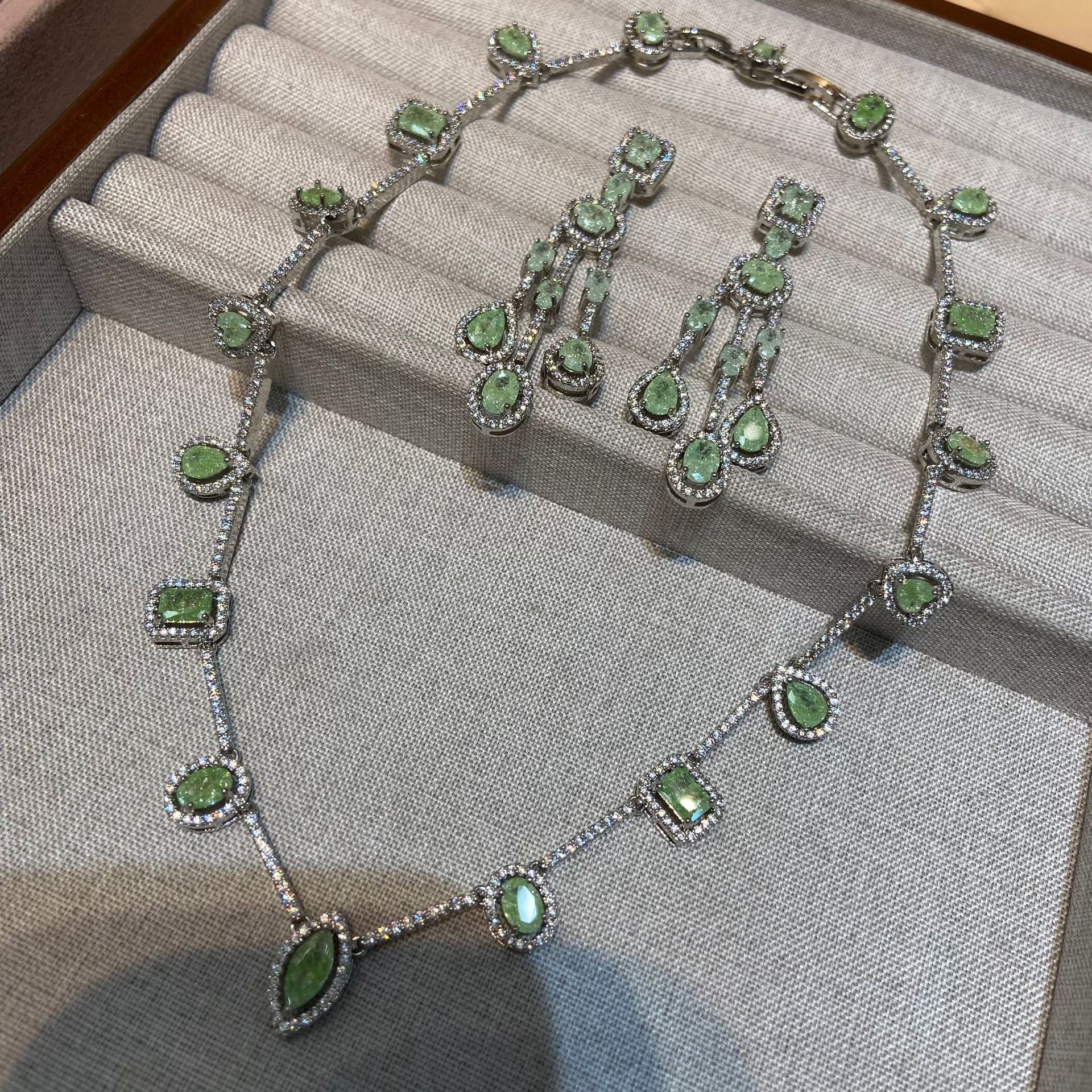 Italian Ice‑Cut Zirconia Set – Green Necklace & Earrings