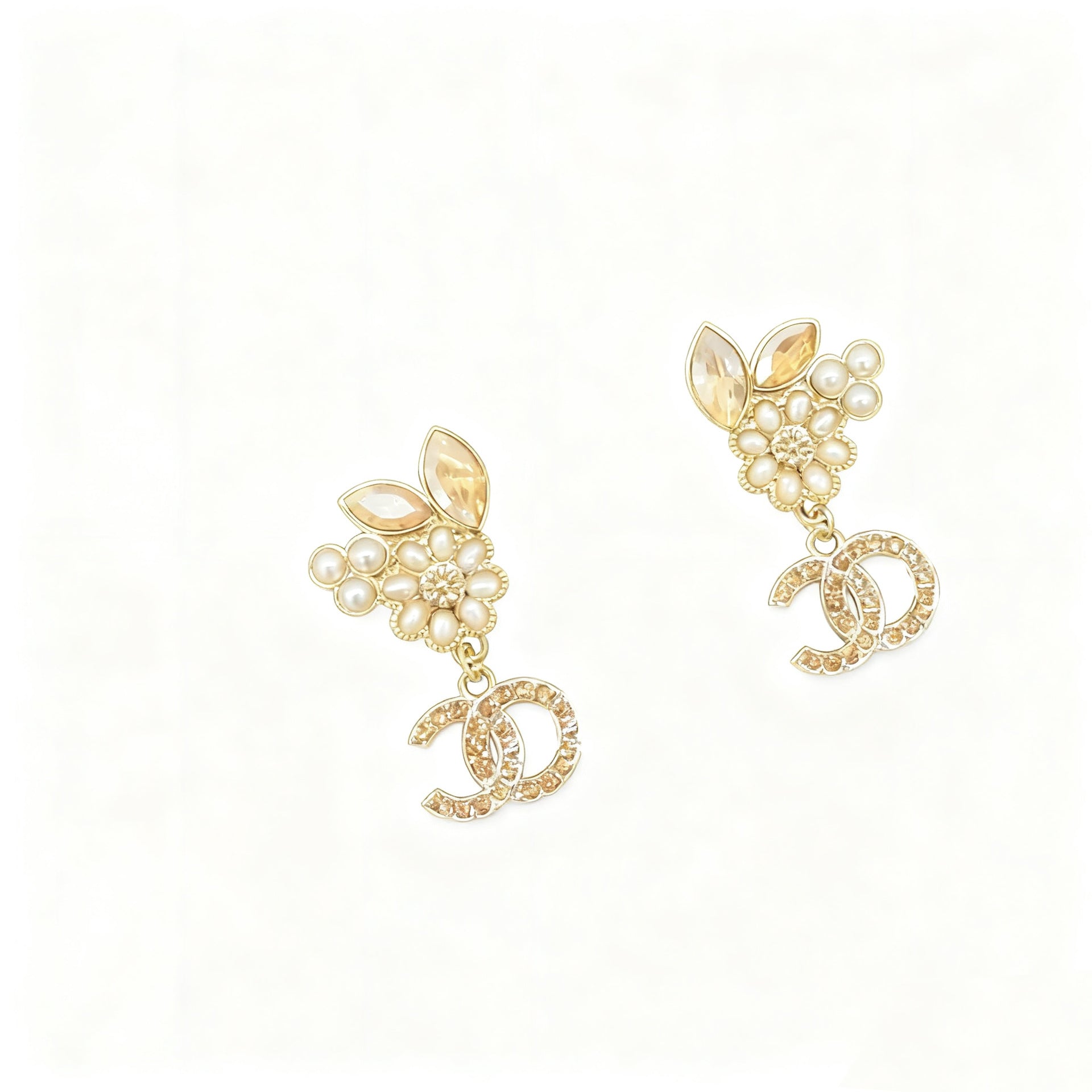 Bunny & Pearl Double‑C Jewelry – Necklace, Earrings, Bracelet