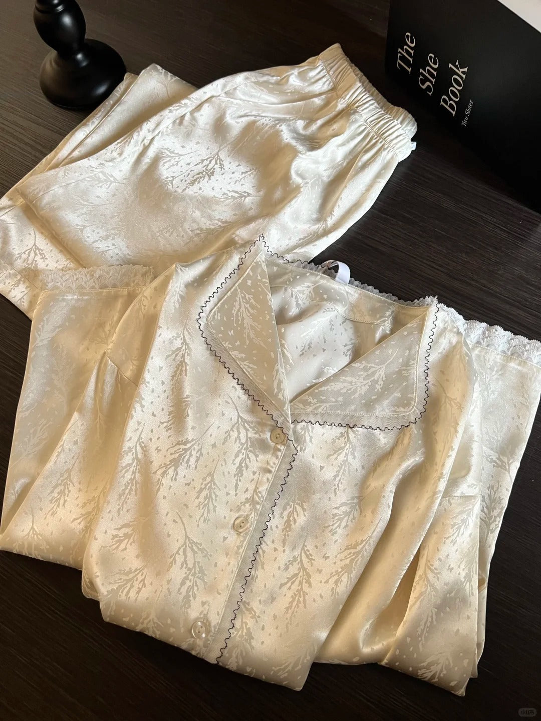 Light Luxury Lace Ice-Silk Pajama Set – Long Sleeve + Long Pants, S-3XL