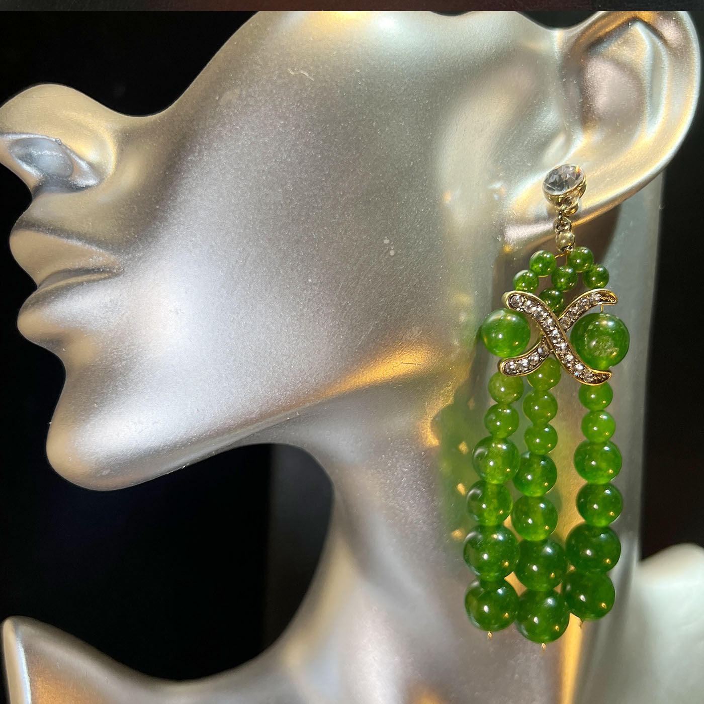 Agate Tassel Statement Earrings – Green or White, Vintage Court Style