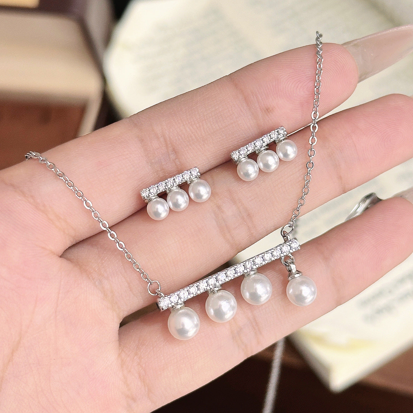 Balance Bar Pearl Necklace & Earrings – 18k Gold Plated, Champagne or White Gold