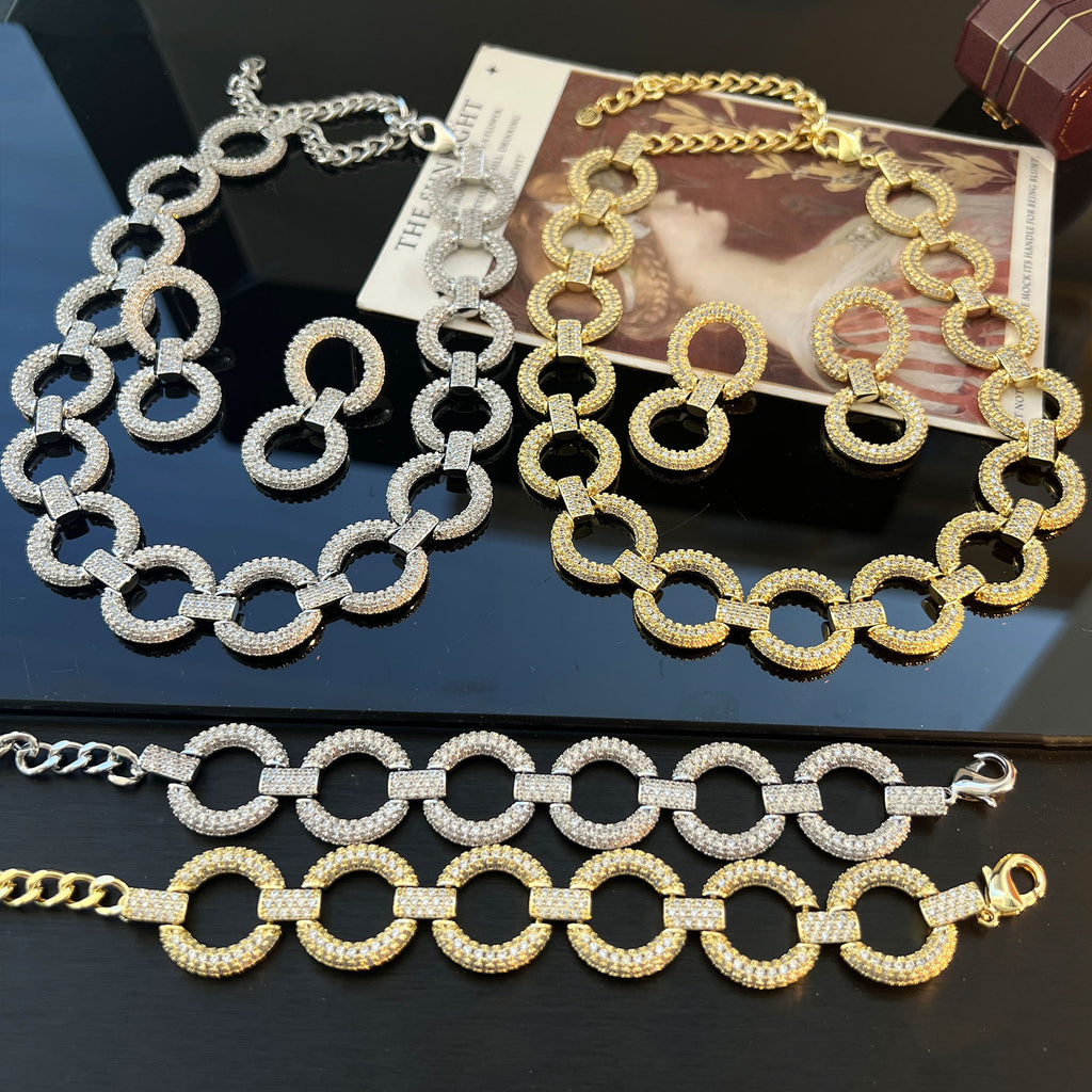Interlocking high-end simplicity inlaid with zircon three-piece set