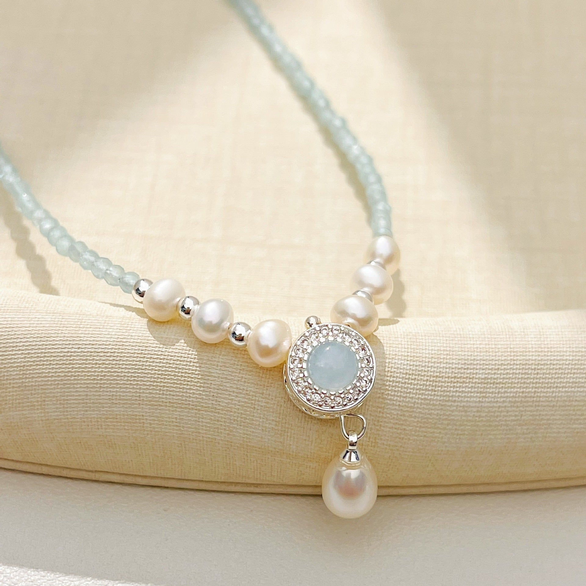 Natural Aquamarine Beaded Necklace – Light Blue Gemstone for Everyday Wear