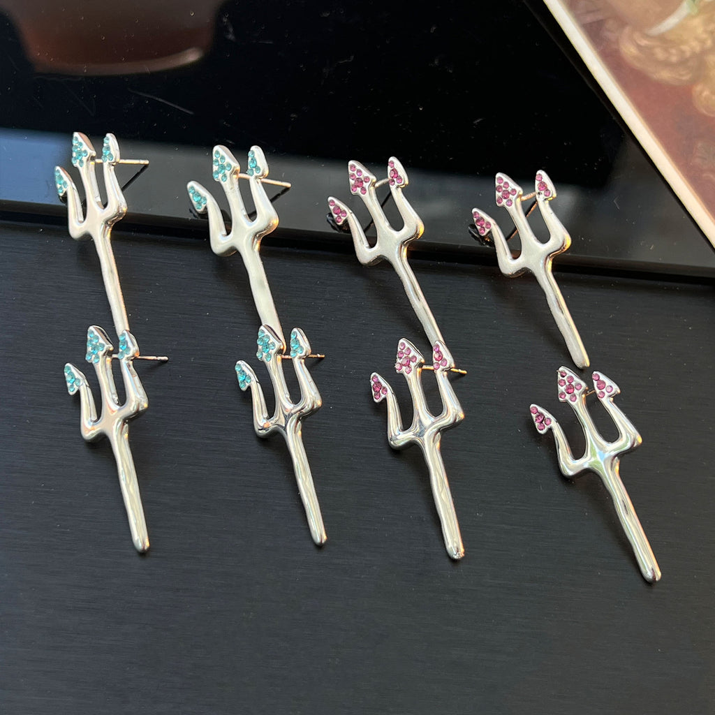 Brushed Silver Trident Earrings – 925 Silver Posts, Edgy Statement