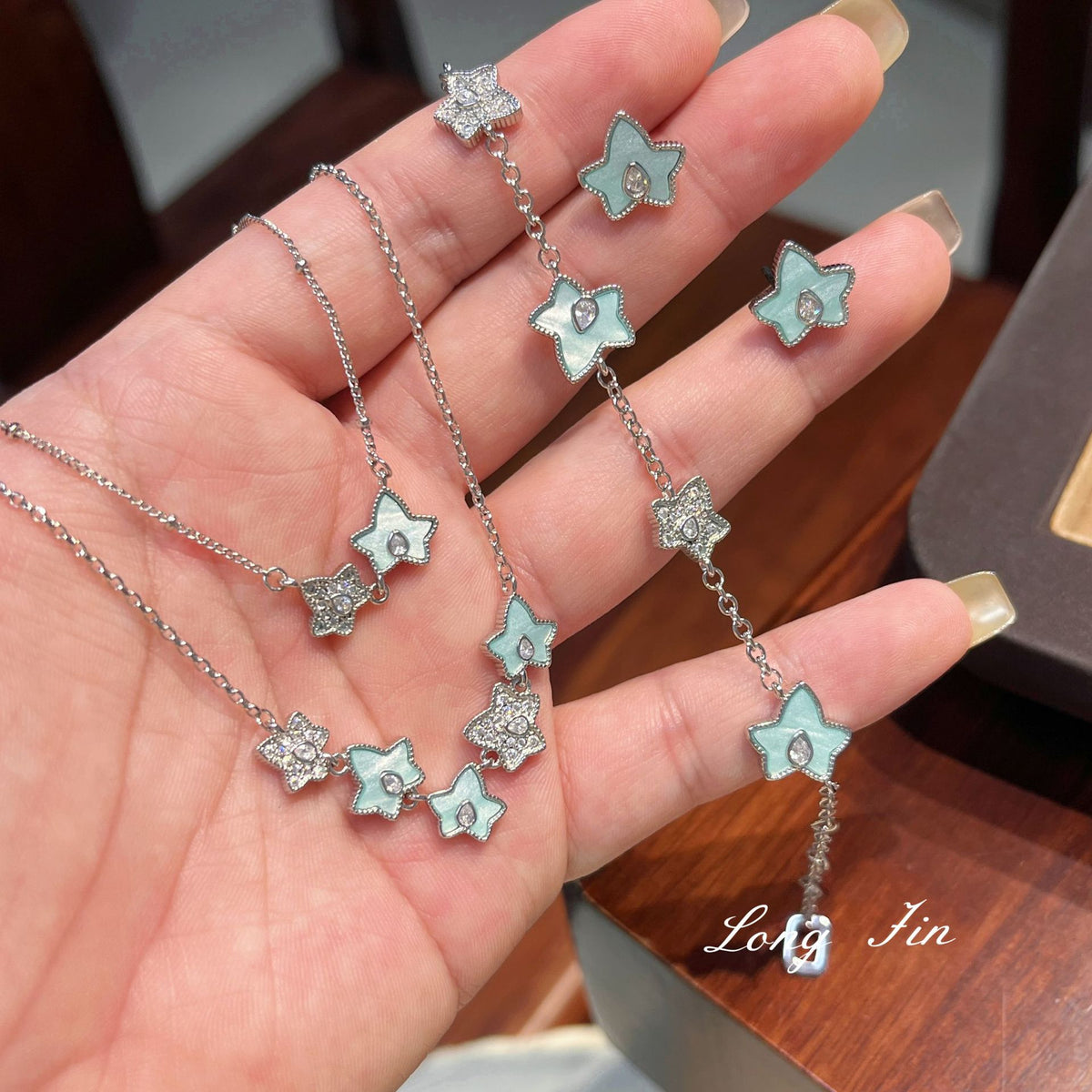 Mint Green Maple Leaf Set Premium Versatile Niche Light Luxury Leaf Necklace Bracelet Earrings