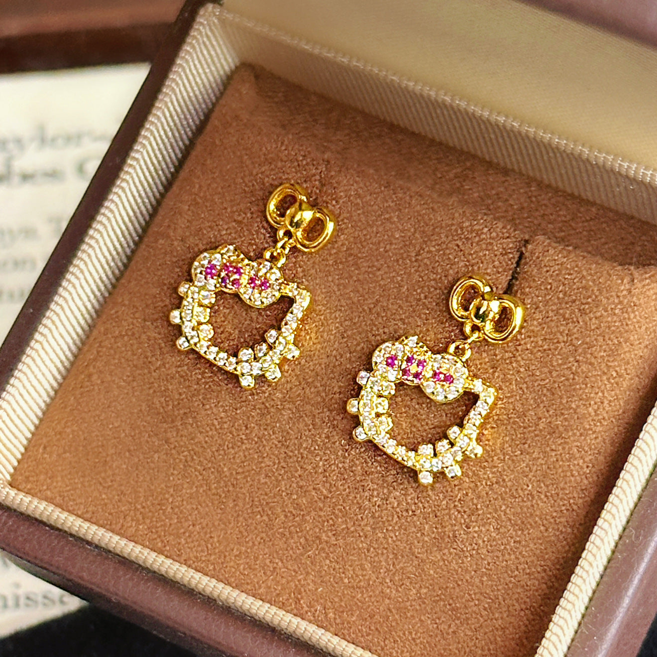 Kitty Cat Pavé Set – Sparkling Choker, Bracelet & Stud Earrings in Gold