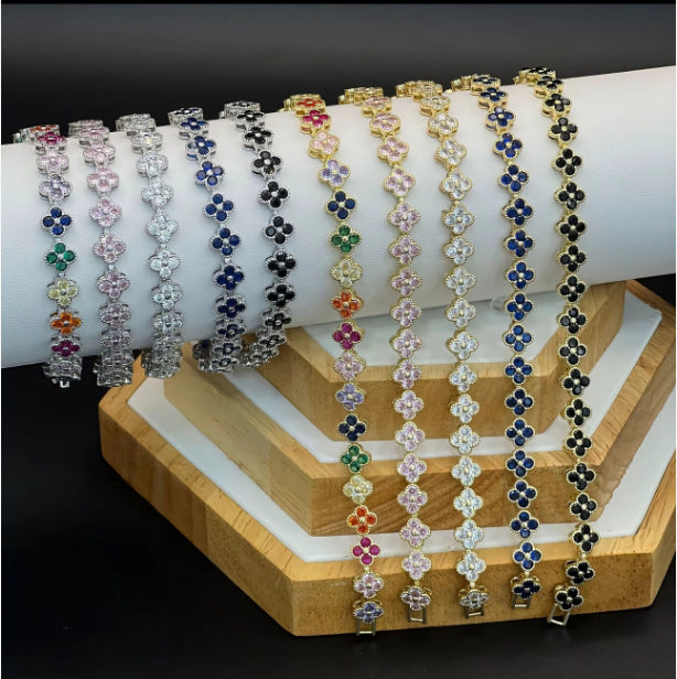 Four‑Leaf Clover Bracelet – 12 Gold Tone Designs