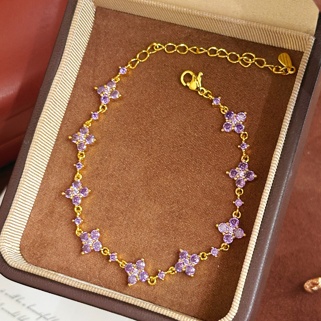 Vintage Four‑Leaf Clover Bracelet – Purple Zirconia, 3 Gold Tones