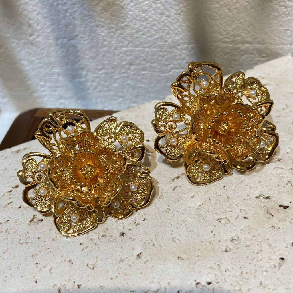 Lace Flower Pearl Earrings – 5‑Layer Gold Plated, Gold or Silver