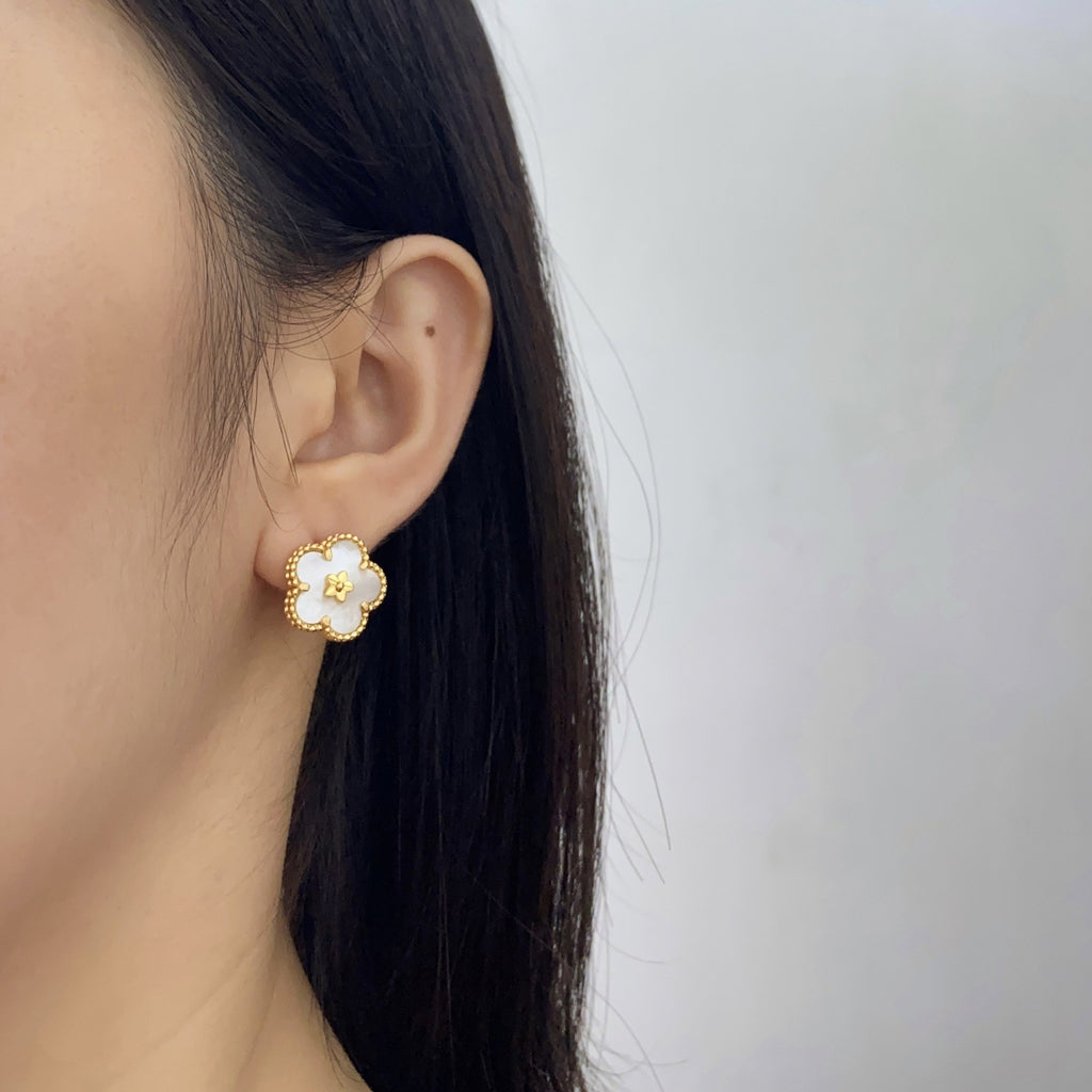 Butterfly & Floral Ensemble – Earrings, Bracelet, Ring, Brooch, Necklace