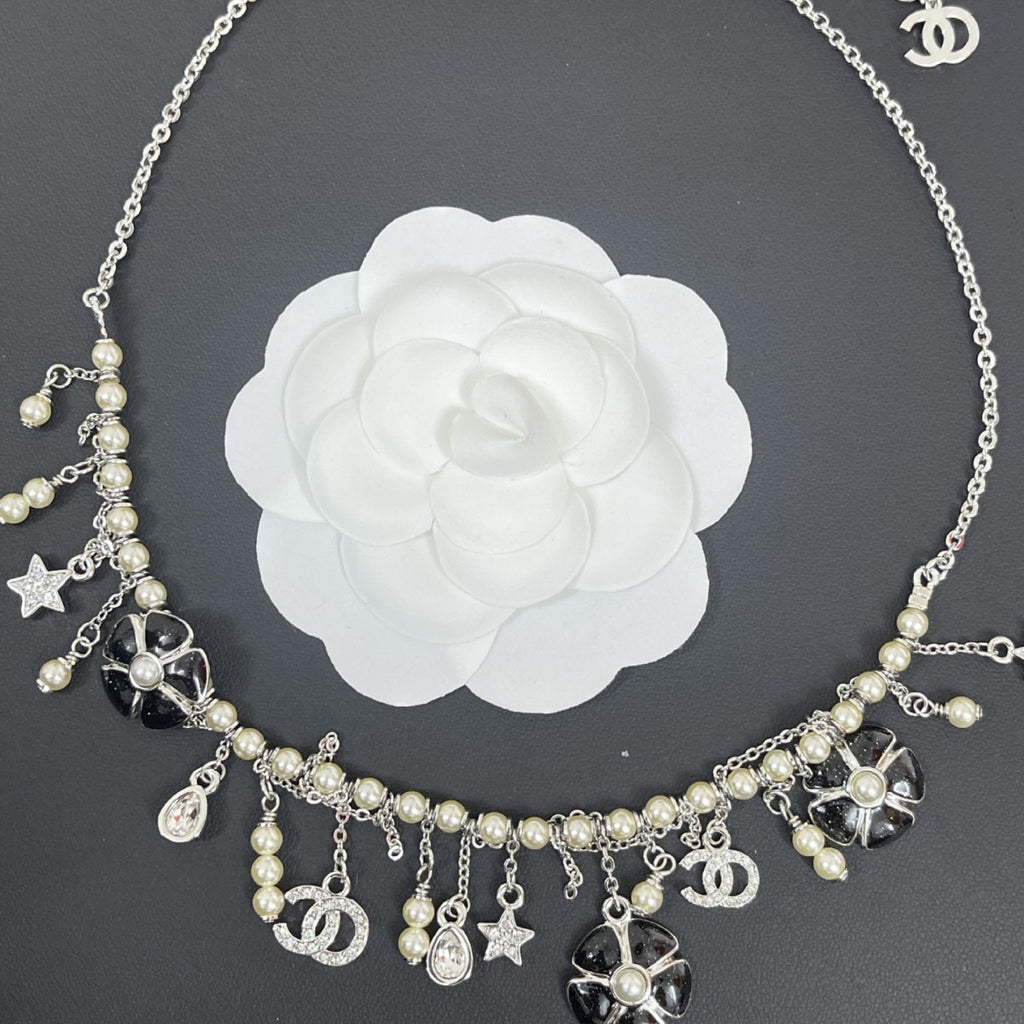 Camellia Tassel Necklace – Pearl & Flower Long Pendant in Pink or Black