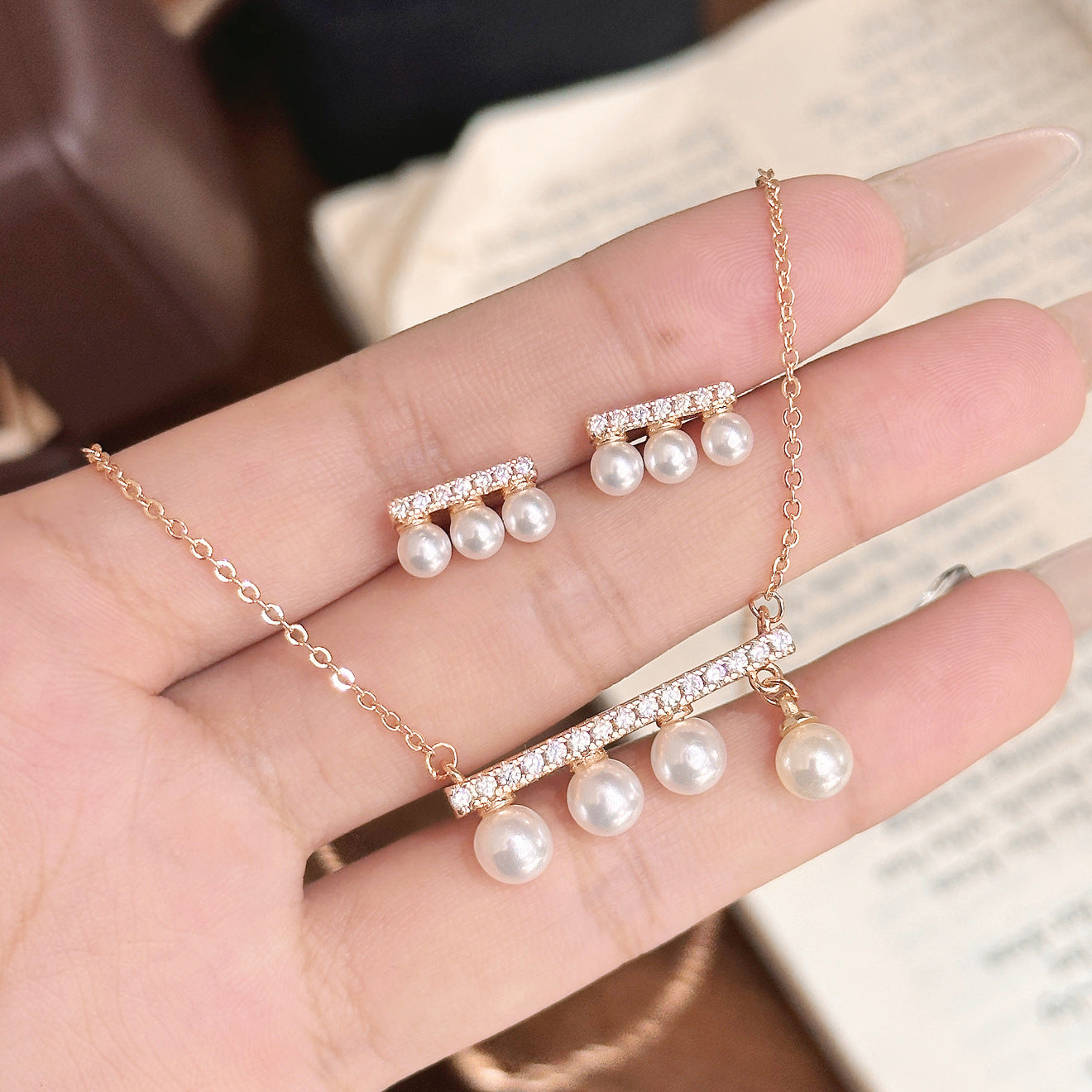 Balance Bar Pearl Necklace & Earrings – 18k Gold Plated, Champagne or White Gold