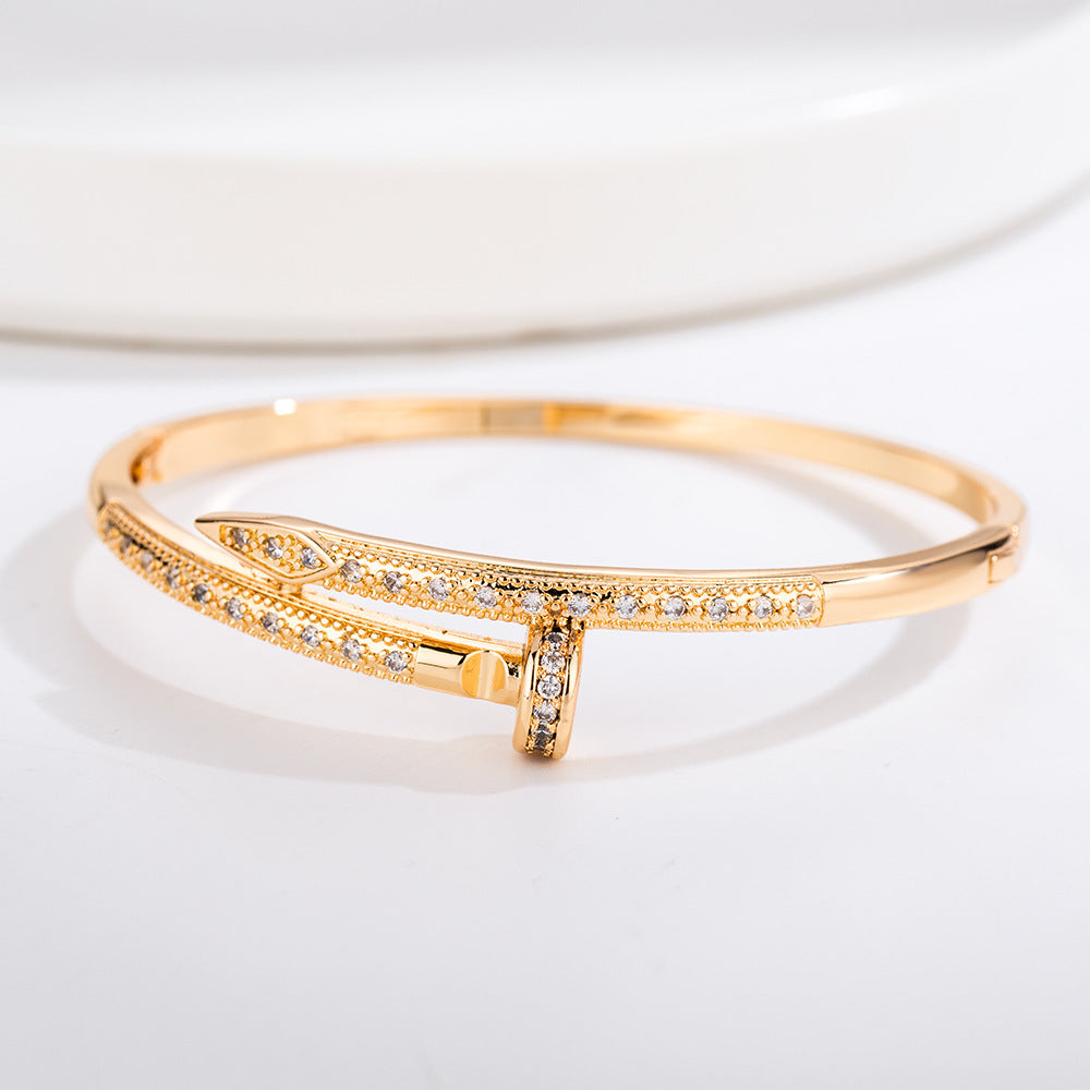 Full Pavé Nail Bracelet – Champagne Gold