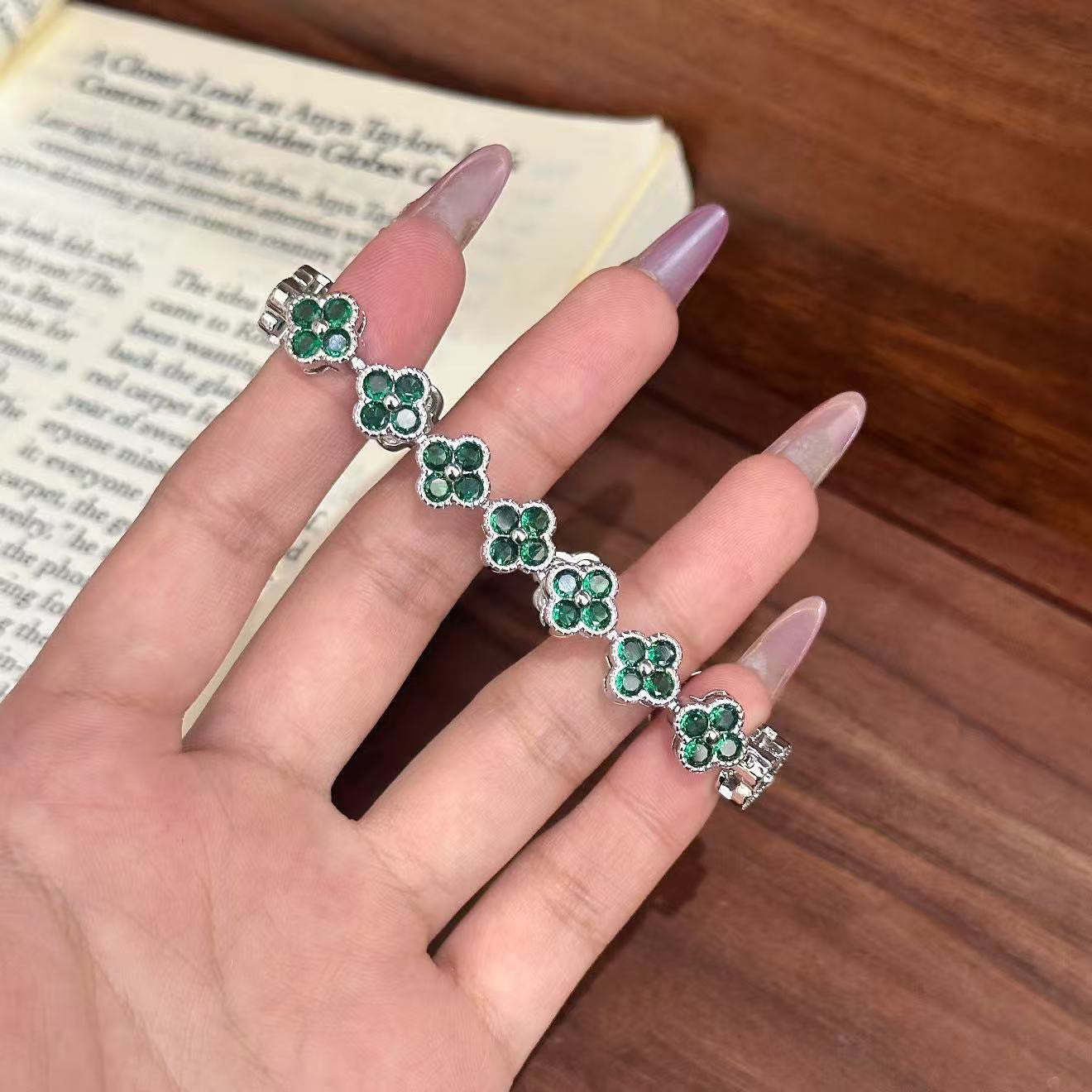 Full Pavé Four‑Leaf Bracelet – 5 Gem Colors, Champagne or White Gold