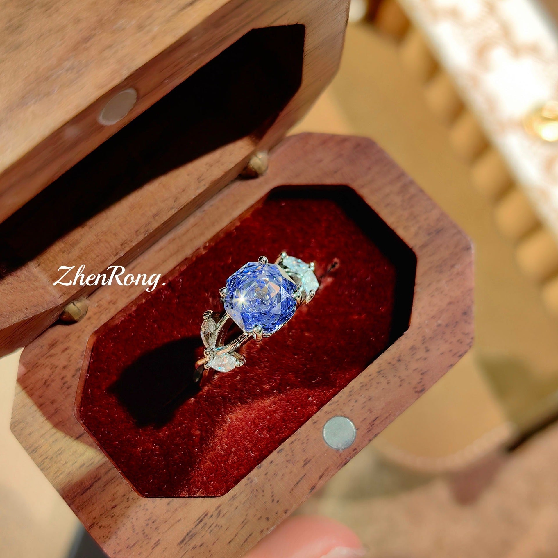 Klein Blue & Rose Gold Zirconia Set – Pendant, Ring & Studs