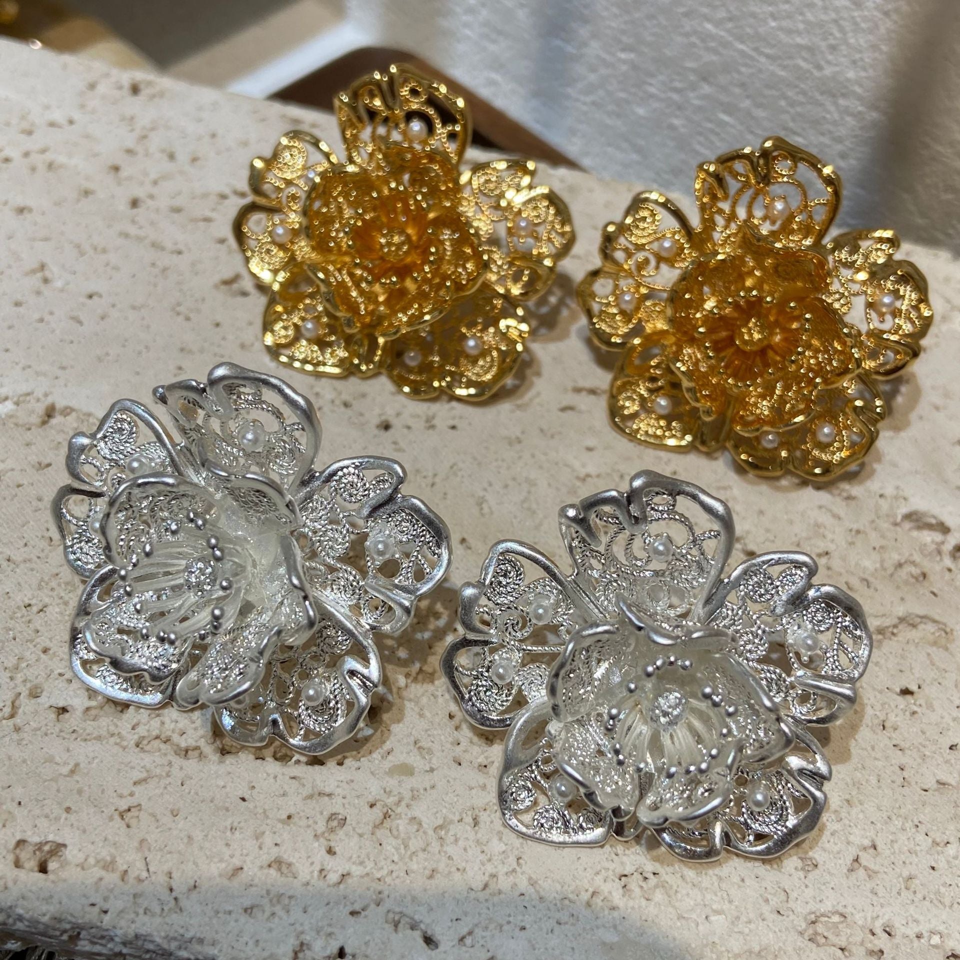 Lace Flower Pearl Earrings – 5‑Layer Gold Plated, Gold or Silver