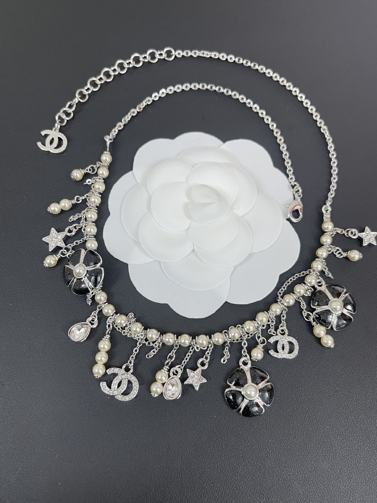 Camellia Tassel Necklace – Pearl & Flower Long Pendant in Pink or Black