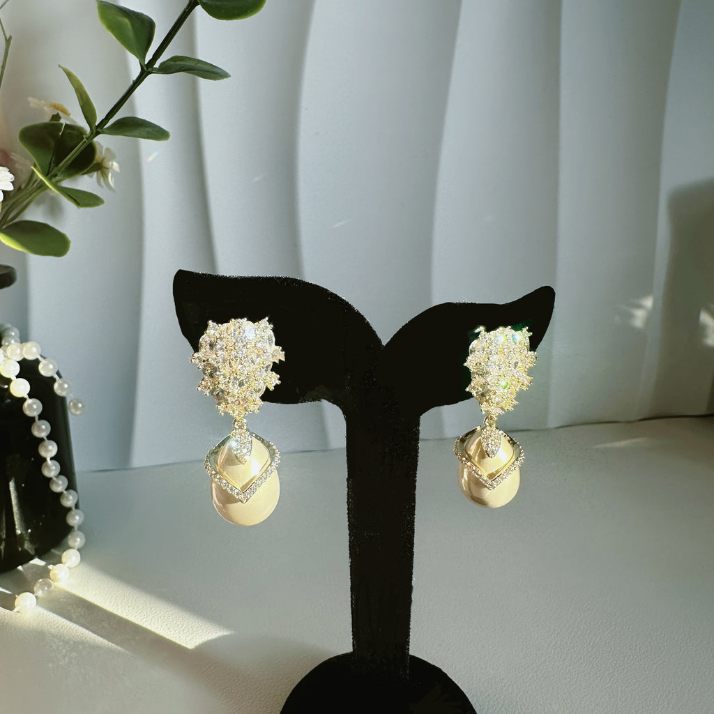 The Champagne Whisper Earrings - Baroque Pearl & Zirconia Décolleté - Pale Luna Jewelry