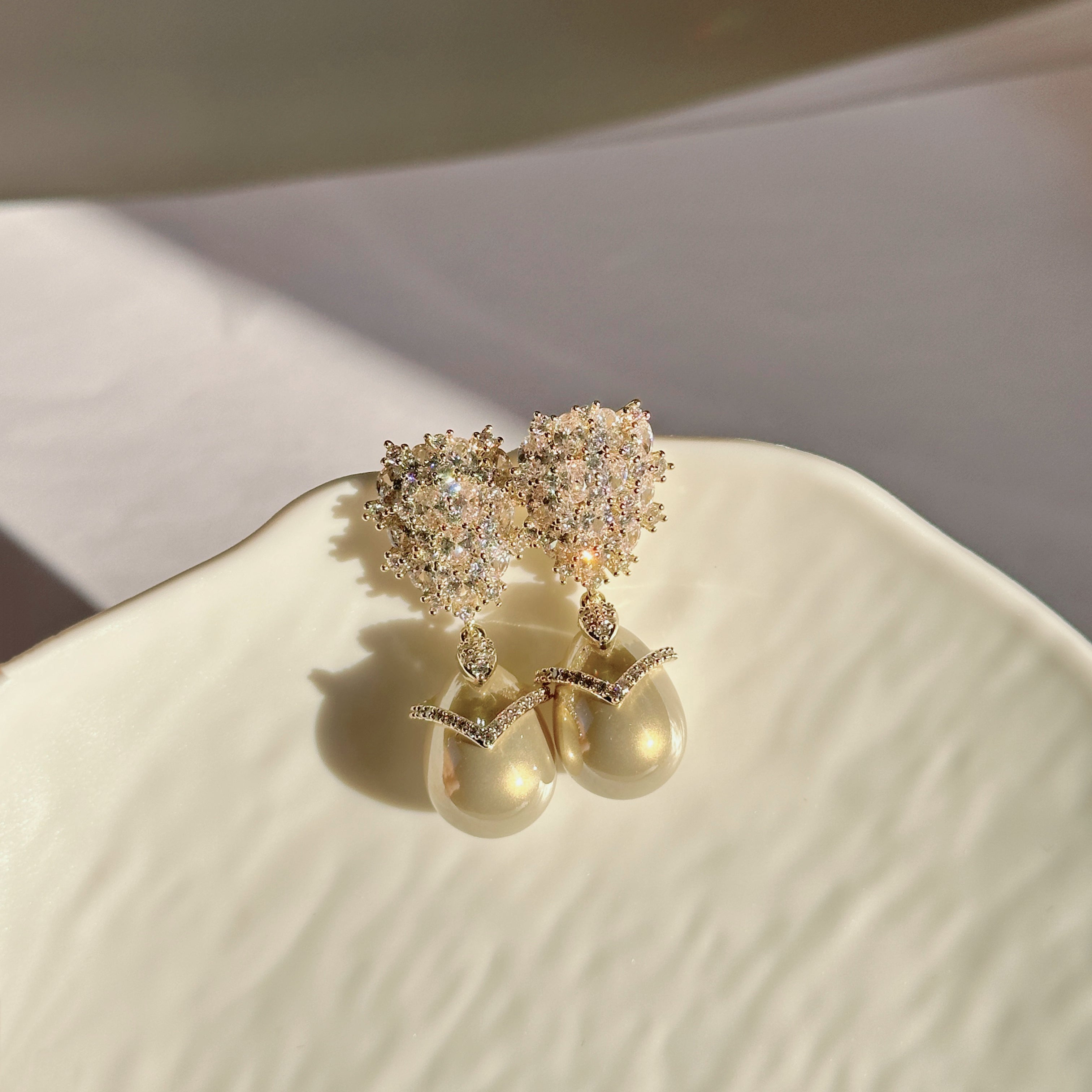 The Champagne Whisper Earrings - Baroque Pearl & Zirconia Décolleté - Pale Luna Jewelry